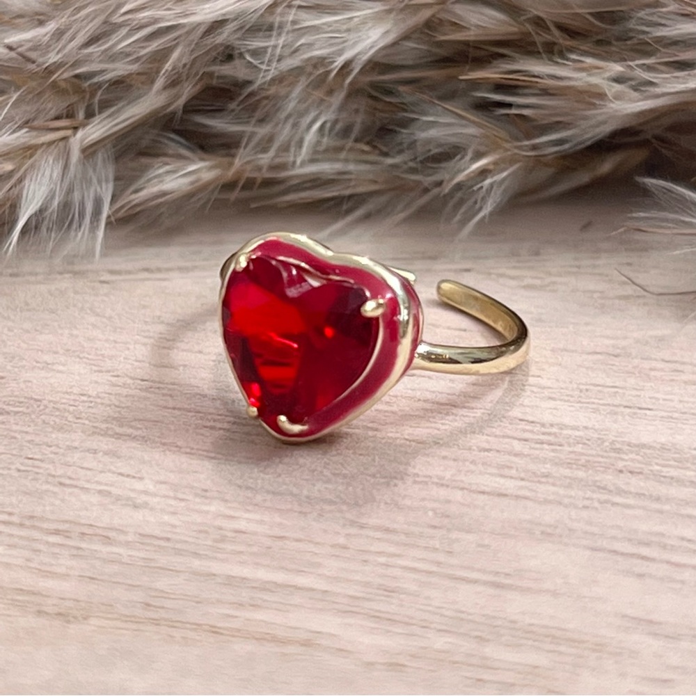 Amour Rings Collection - Picture 7 of 12